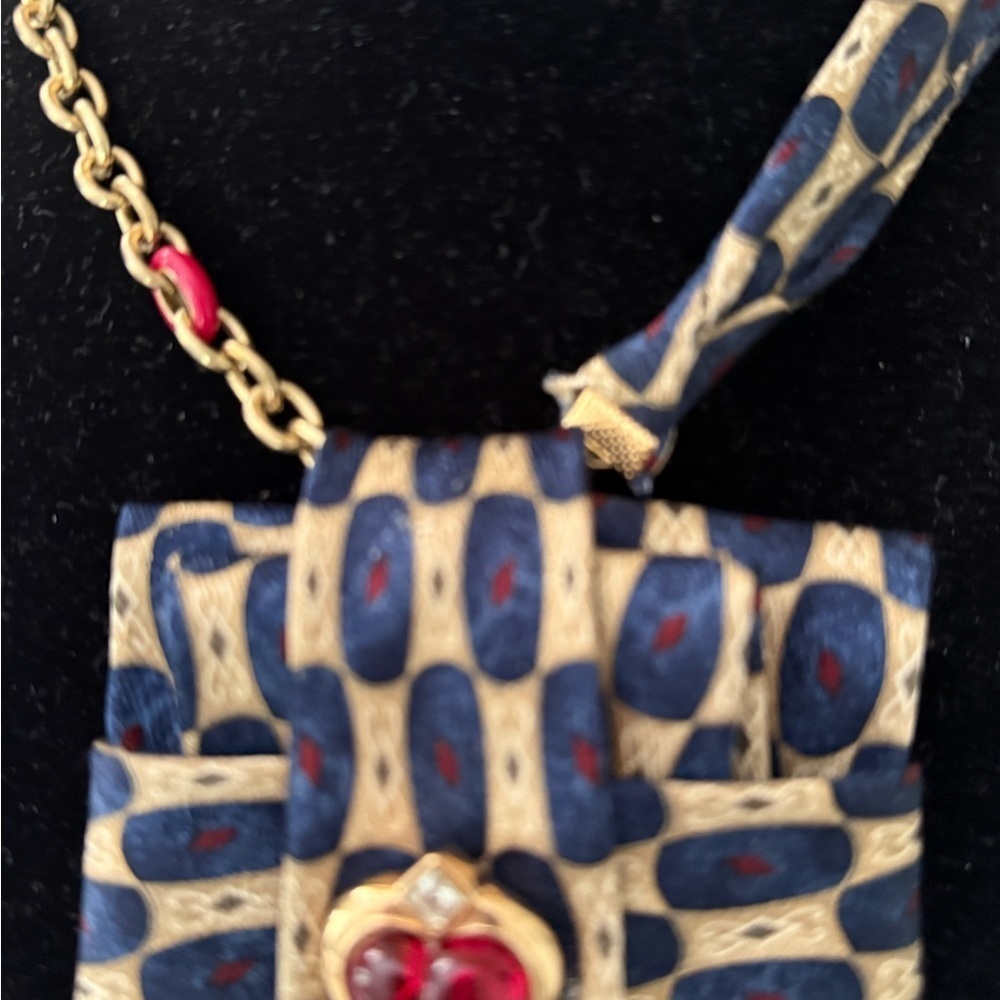 Silk Tie Upcycled Jabot Necklace Vintage Jewellery Embellishments - Picture 6 of 14